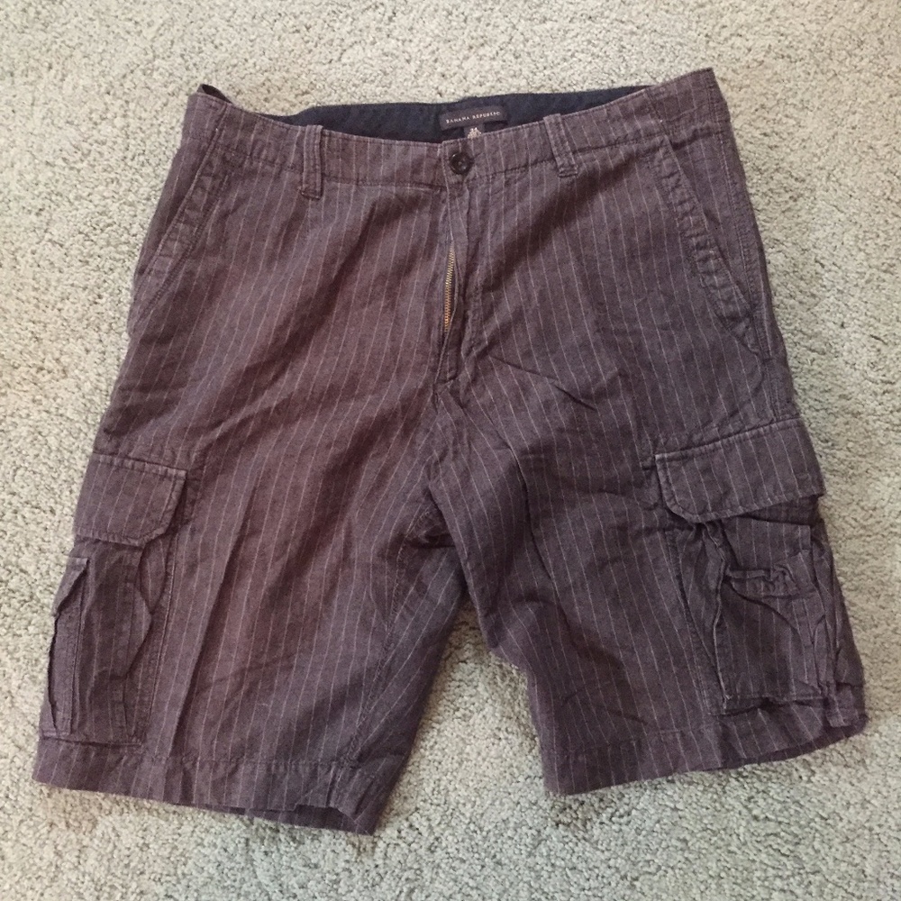 BANANA REPUBLIC Black Striped Cargo Shorts